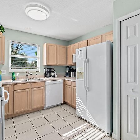 Surfside Paradise Retreat - 3Br And 2Ba Duplex, Grill, Dog Friendly - Close To The Beach! Melbourne Eksteriør bilde