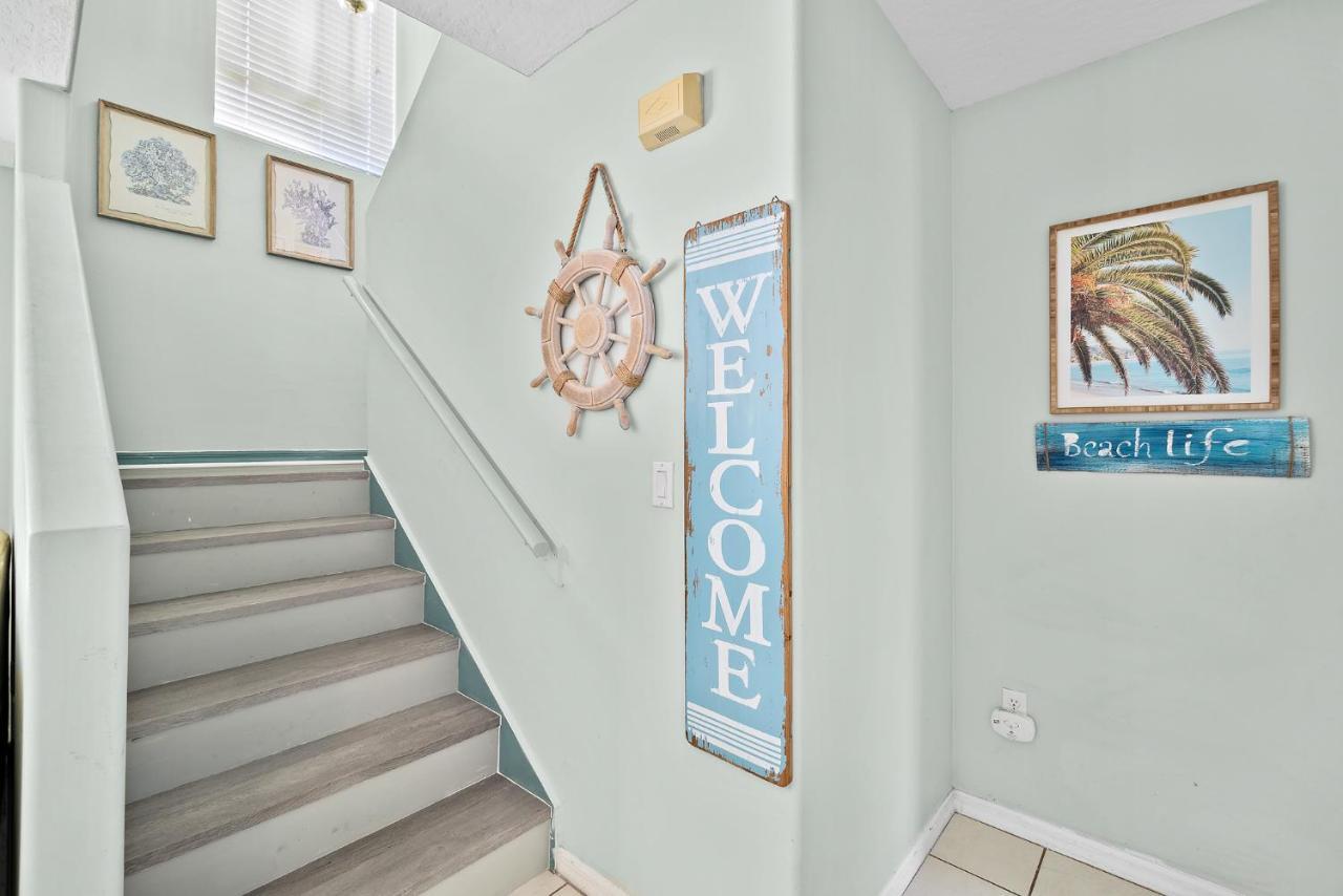 Surfside Paradise Retreat - 3Br And 2Ba Duplex, Grill, Dog Friendly - Close To The Beach! Melbourne Eksteriør bilde